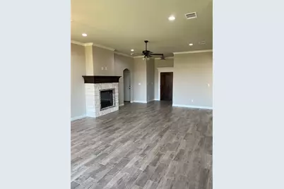 3005 Promenade Drive, Granbury, TX 76049 - Photo 3