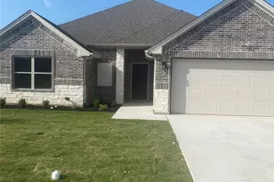 3005 Promenade Dr, Granbury, TX 76049 - Photo 1