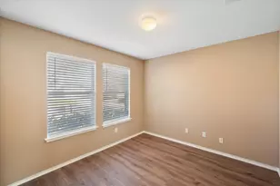 1049 Triple Crown Dr, Fort Worth, TX 76179 - Photo 7