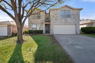 1049 Triple Crown Dr, Fort Worth, TX 76179 - Photo 5
