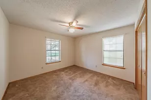 501 Lazy B Ln, Springtown, TX 76082 - Photo 21
