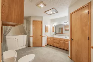 501 Lazy B Ln, Springtown, TX 76082 - Photo 19