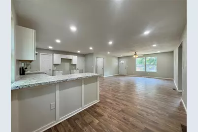 151 Pawnee Trail, Mabank, TX 75156 - Photo 5