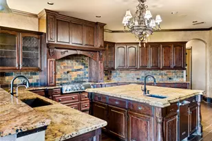 12817 Singleton Dr, Fort Worth, TX 76052 - Photo 9