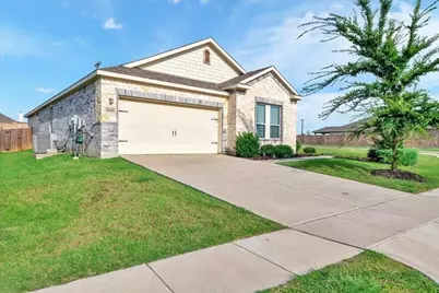2600 Wheeler Avenue, Aubrey, TX 76227 - Photo 1