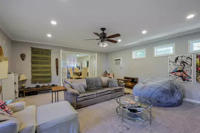 9835 Estate Lane, Dallas, TX 75238 - Photo 13