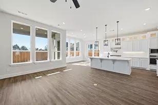 536 Lockhart St, Waxahachie, TX 75165 - Photo 9