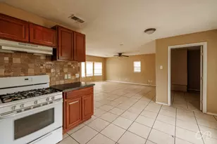 5250 Taos Dr, Abilene, TX 79605 - Photo 9