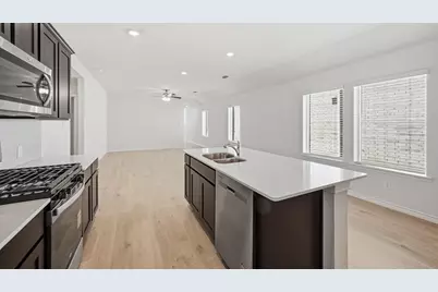 10217 Crusoe Street, Aubrey, TX 76227 - Photo 9