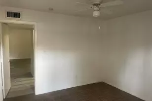 322 S Waco St, Weatherford, TX 76086 - Photo 15