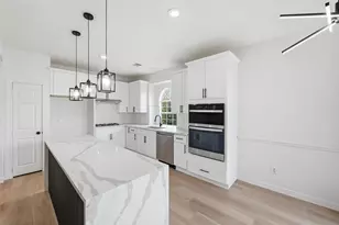 413 Cody Ln, Lewisville, TX 75067 - Photo 7