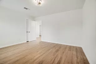 928 Ash Crescent St, Fort Worth, TX 76104 - Photo 15