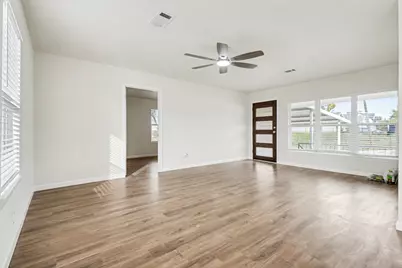 928 Ash Crescent Street, Fort Worth, TX 76104 - Photo 5