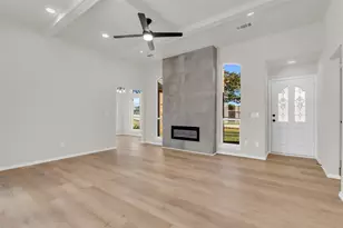 8691 Pebblebrook Dr, Frisco, TX 75034 - Photo 3