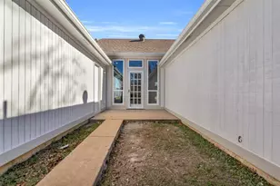 8691 Pebblebrook Dr, Frisco, TX 75034 - Photo 31