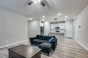 11037 Firebrush Ln, Fort Worth, TX 76108 - Photo 5