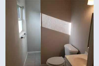 719 Rolling Ridge Drive, Lewisville, TX 75067 - Photo 7