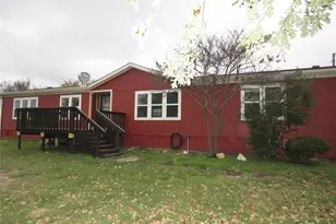 2151 Crockett St, Sanger, TX 76266 - Photo 3