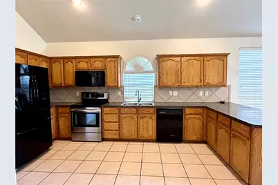 2636 Chadwick Drive, Fort Worth, TX 76131 - Photo 5