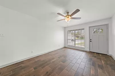 4300 Greenbriar Drive, Waco, TX 76705 - Photo 3