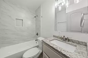 4300 Greenbriar Dr, Waco, TX 76705 - Photo 13