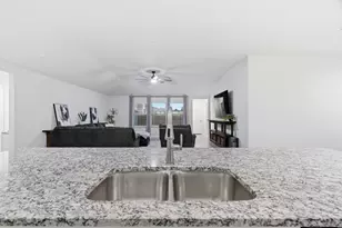 437 Falcon Wy, Azle, TX 76020 - Photo 11
