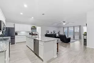 437 Falcon Wy, Azle, TX 76020 - Photo 7