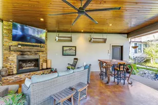 2209 Hillcrest St, Fort Worth, TX 76107 - Photo 3