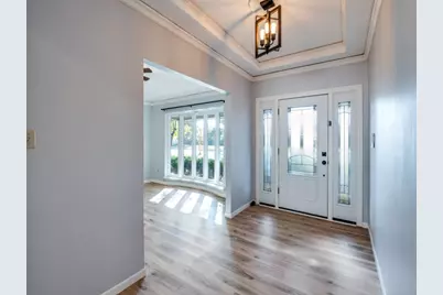 1807 S Crest, Carrollton, TX 75006 - Photo 3