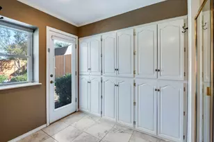 1807 S Crest, Carrollton, TX 75006 - Photo 13