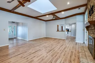 1807 S Crest, Carrollton, TX 75006 - Photo 11