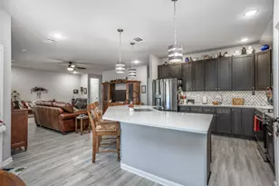 1135 Vintage Ave, Gainesville, TX 76240 - Photo 11