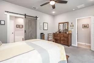 1135 Vintage Ave, Gainesville, TX 76240 - Photo 17