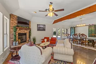 1522 Oakwood Dr, Denton, TX 76205 - Photo 13