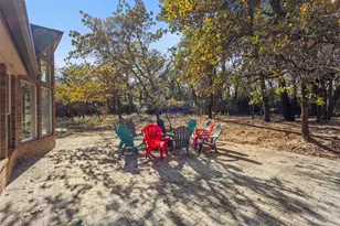 1522 Oakwood Dr, Denton, TX 76205 - Photo 33