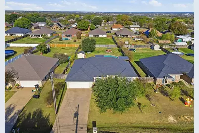 616 Parker Lane, Granbury, TX 76048 - Photo 37