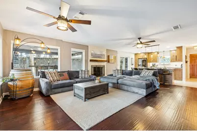 1608 Chaparral Court, Grapevine, TX 76051 - Photo 13