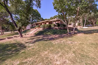 1231 Bow Creek Drive, Duncanville, TX 75116 - Photo 3