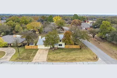 5600 Choctaw Drive, Granbury, TX 76049 - Photo 5
