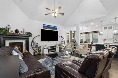 1330 Viridian Park Lane, Arlington, TX 76005 - Photo 13