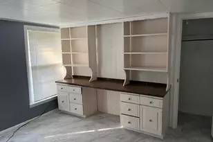 409 N College Dr, Keene, TX 76059 - Photo 9