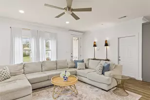 1326 Hemphill St, Greenville, TX 75401 - Photo 3