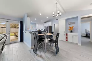 2104 Statler Dr, Carrollton, TX 75007 - Photo 7