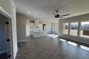 1022 Colt Rd, Springtown, TX 76082 - Photo 3