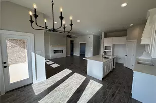 1022 Colt Rd, Springtown, TX 76082 - Photo 5