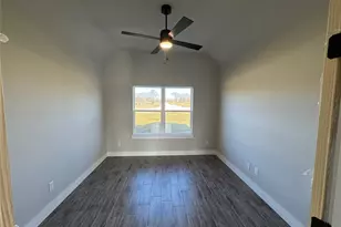 1022 Colt Rd, Springtown, TX 76082 - Photo 11