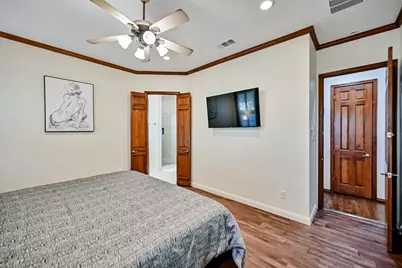 811 Mallard Pointe Drive, Grand Prairie, TX 75104 - Photo 9