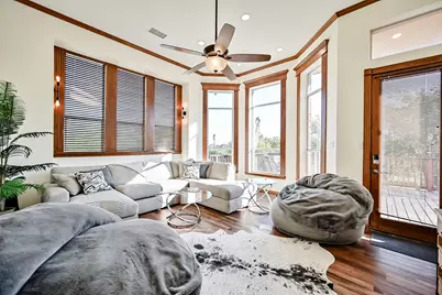 811 Mallard Pointe Drive, Grand Prairie, TX 75104 - Photo 13