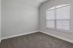 11312 Treehouse Trl, Justin, TX 76247 - Photo 19