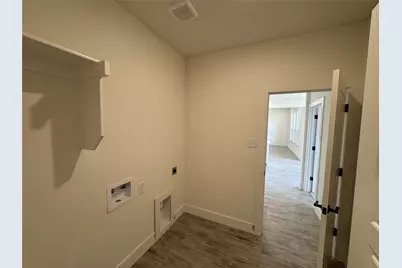 2004 Camden Drive, Springtown, TX 76082 - Photo 11